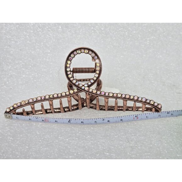 Rhinestone Bronze Tone Hair Claw Clip With Twist Design - Picture 2 of 3